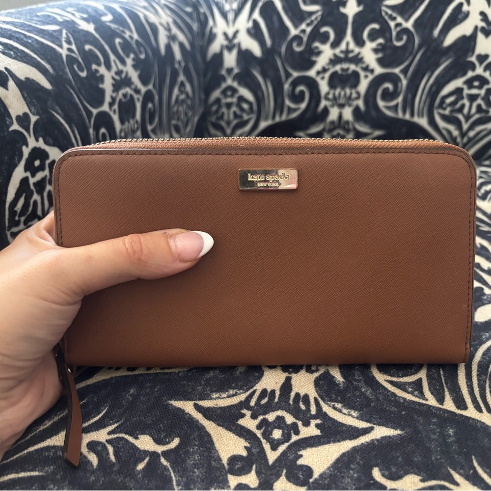 Kate Spade Elegant Tan Clutch